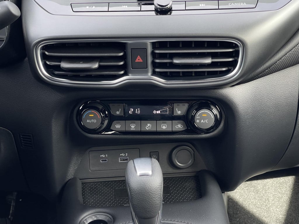 Nissan Juke 1.6 hybrid n-connecta cold pack