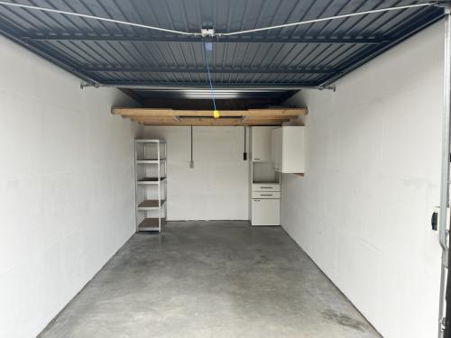 Garagebox Van der Waalstraat Terneuzen te huur