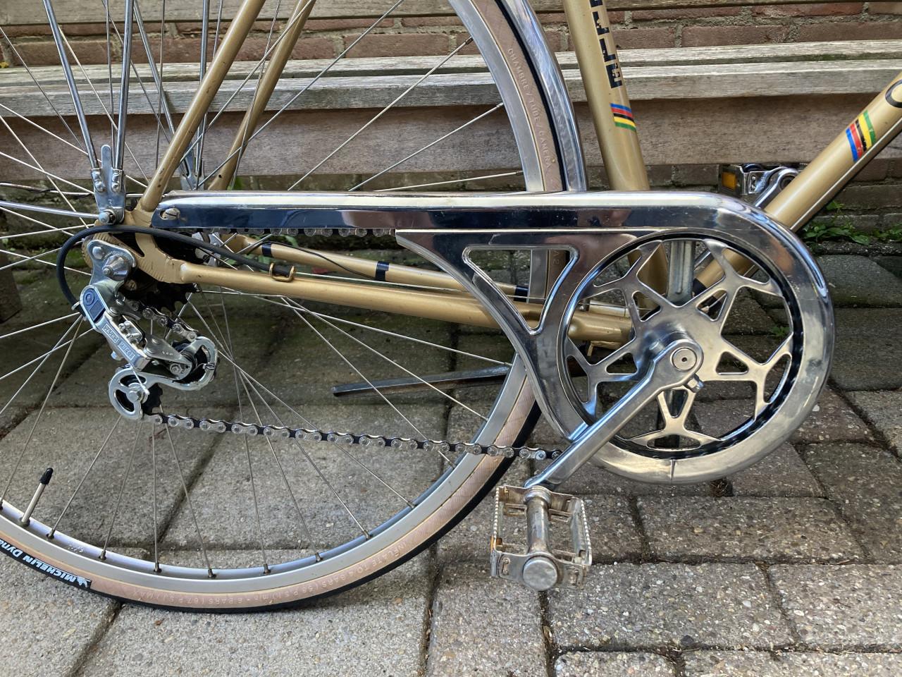 Vintage Gazelle Junior Race
