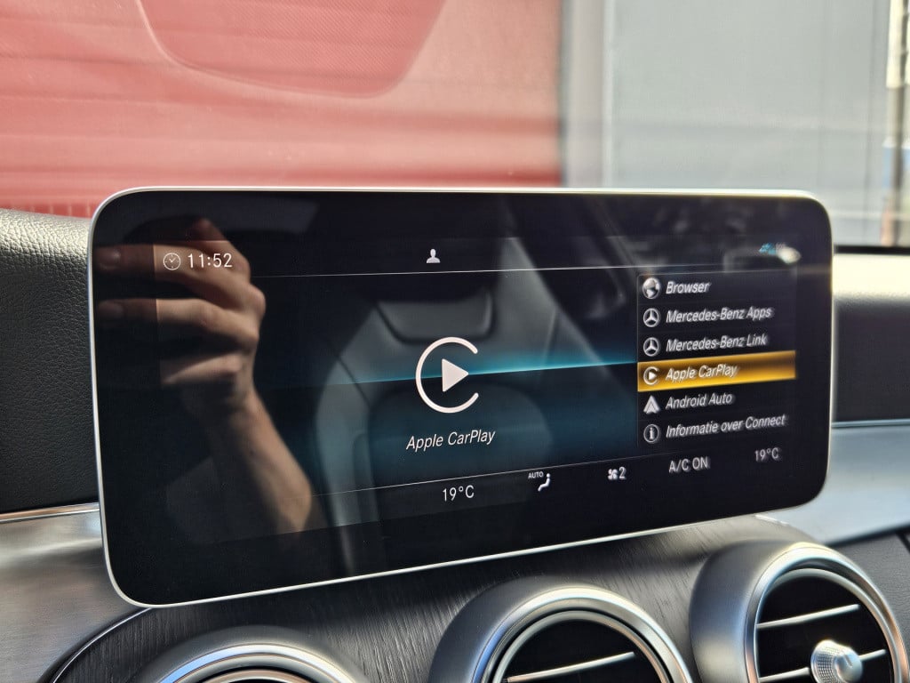 Mercedes-Benz C-Klasse coupé 300 premium plus pack | burmester | acc
