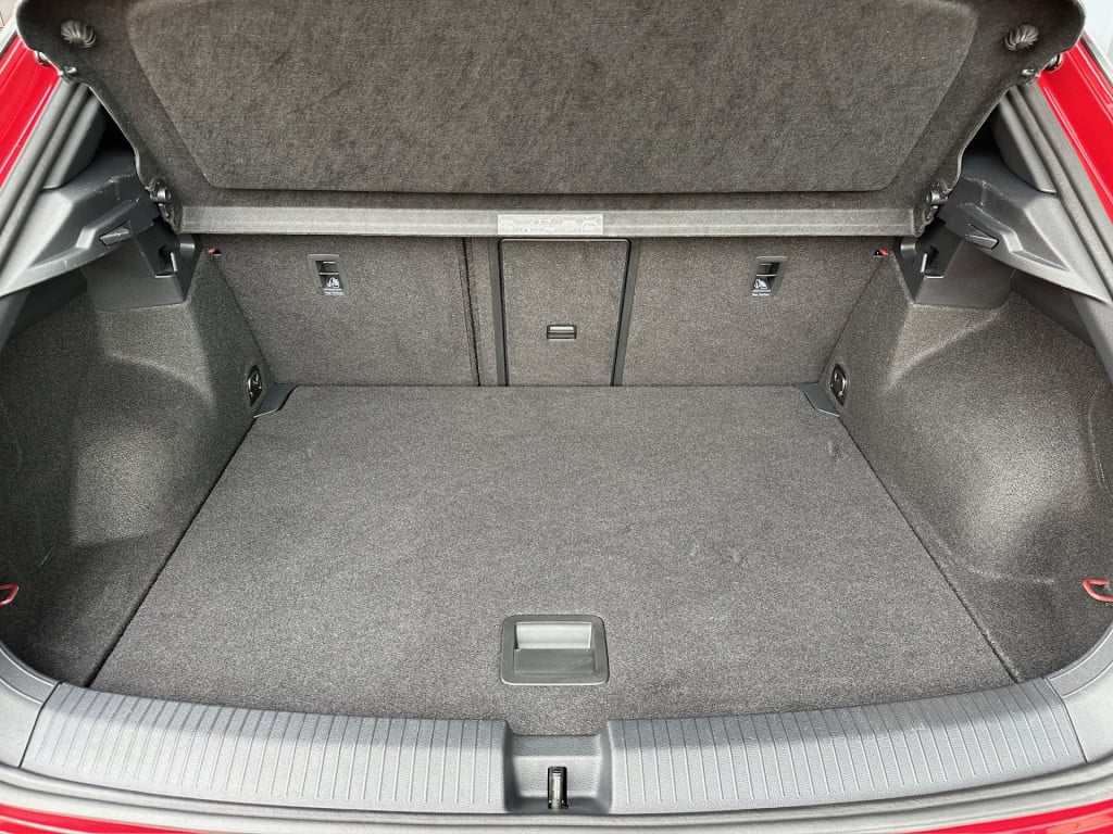 Volkswagen T-roc 1.5 tsi 150pk dsg r-line | camera | keyless | elek. achter