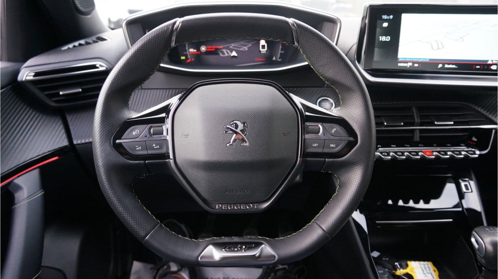 Peugeot 2008 1.2 puretech gt-line rijklaar incl garantie