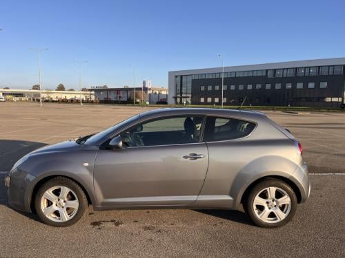 Alfa Romeo MiTo 1.4 16V 2009 Grijs -184.000 km