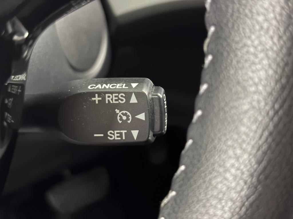 Toyota Yaris 1.5 hybrid executive
