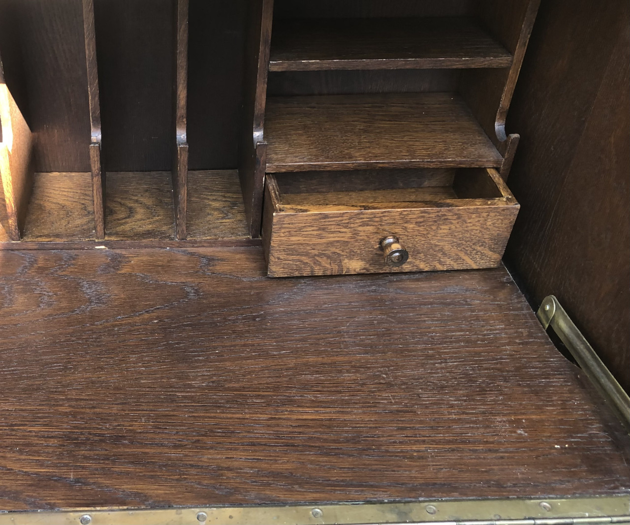 SECRETAIRE met opbergruimte en laden