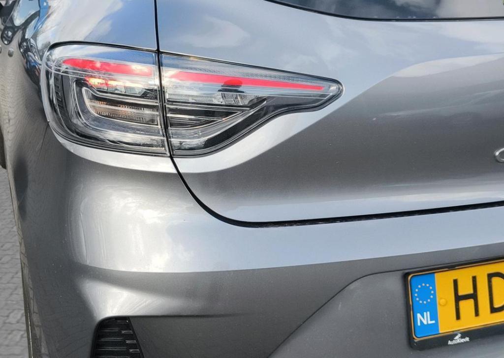 Renault Clio 1.6 e-tech full hybrid 145 evolution - navigatie