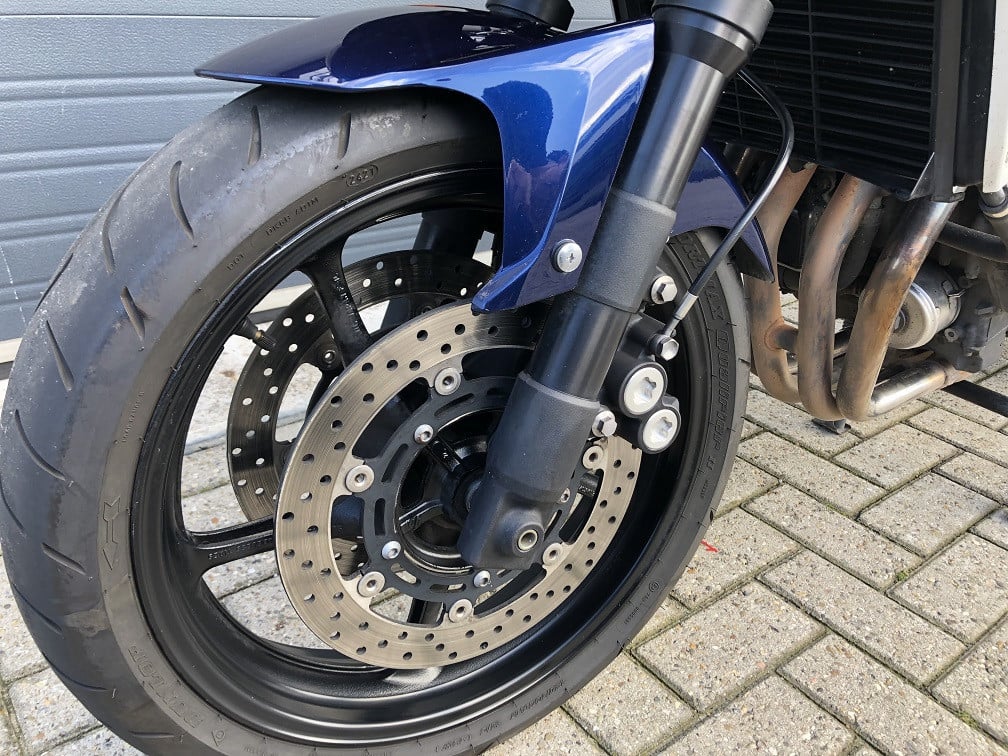 Nette Yamaha FZ6-S2 met ABS uit 2008, 1e eig, 33 dkm, koffers, etc €3850,-