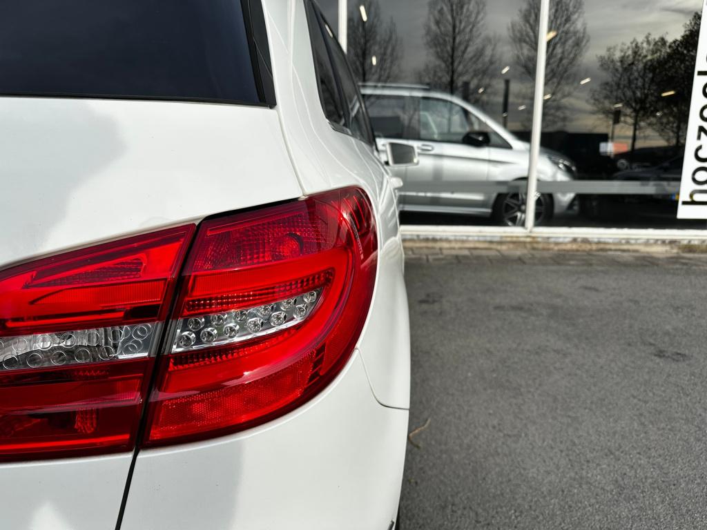 Mercedes-Benz B-Klasse 180 ambition aut | 18 inch | ambition