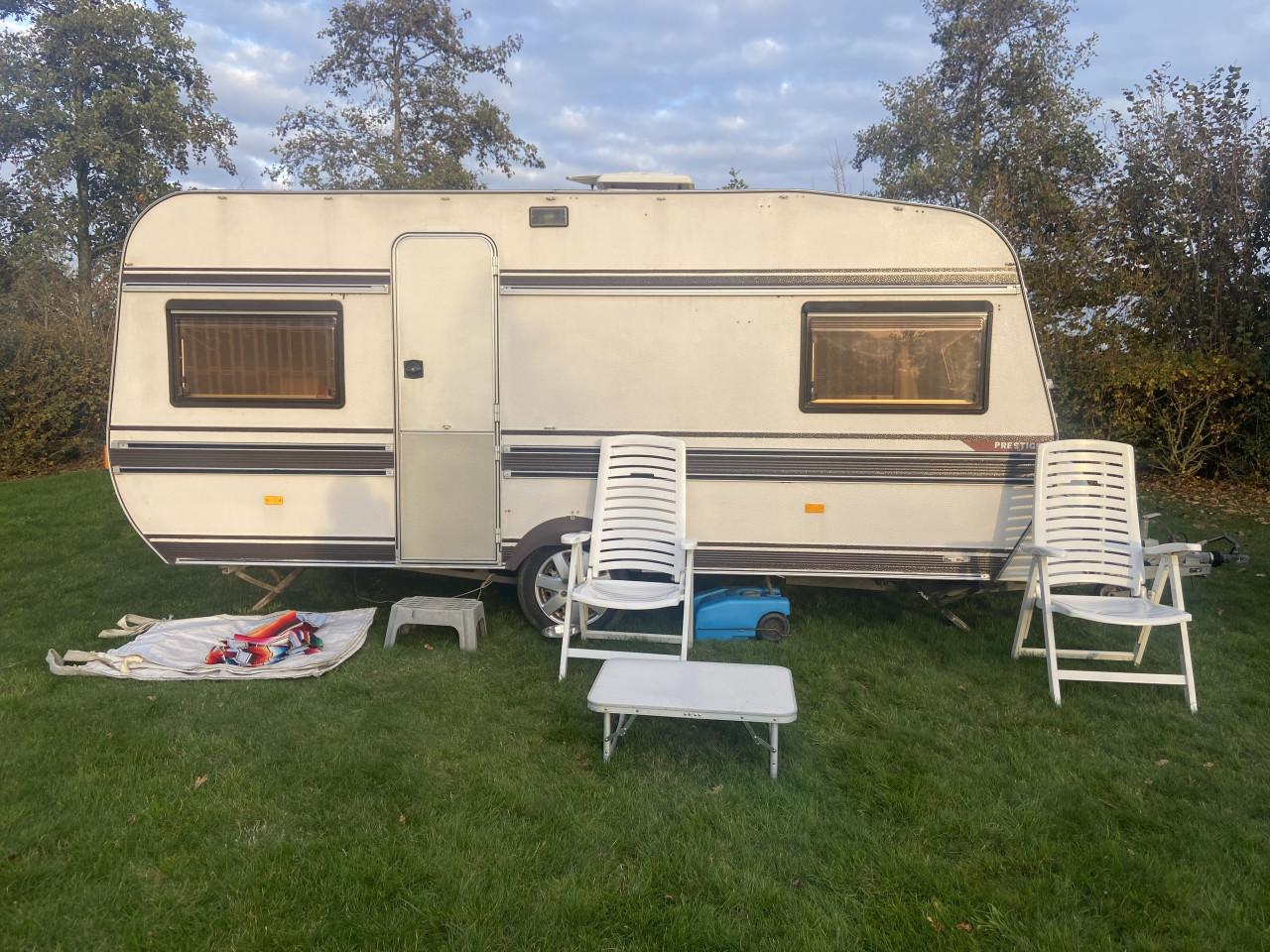 Te koop caravan Hobby