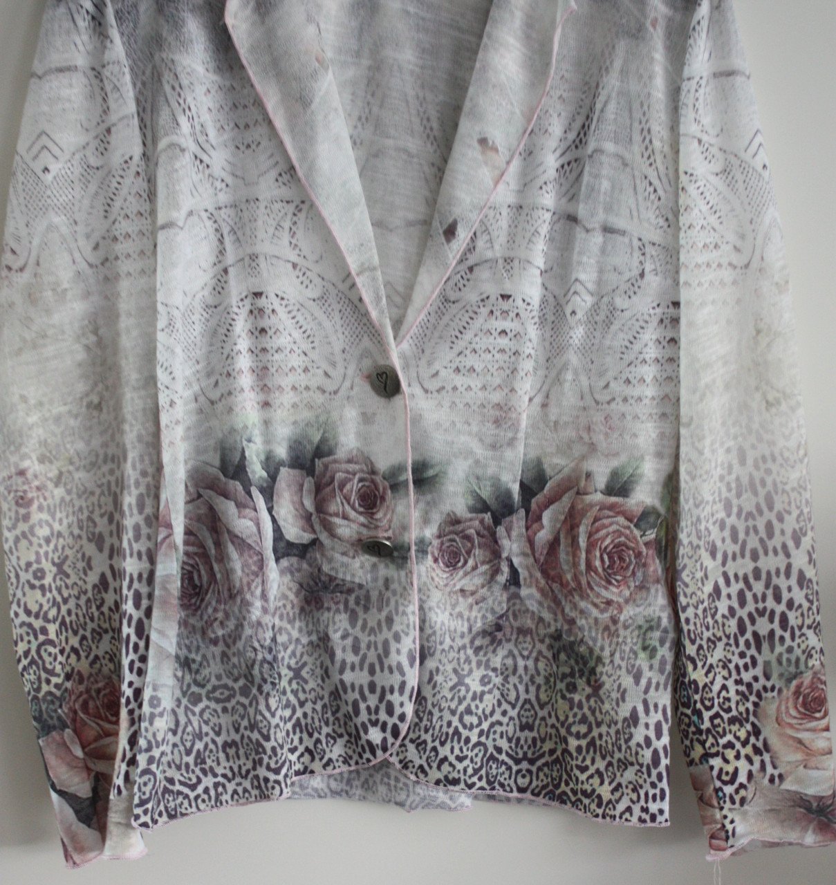 Mooie vest blazergrijs roze met rozen maat m