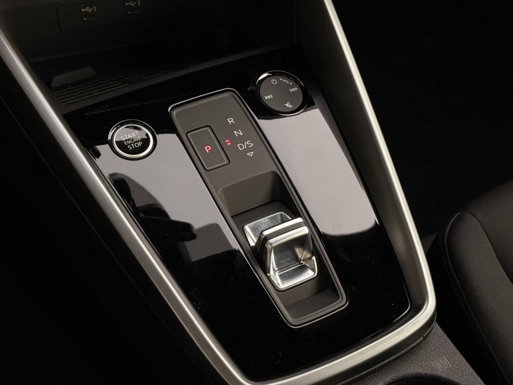 Audi A3 limousine 30 tfsi advanced edition | navi | acc | stoelverwarming |