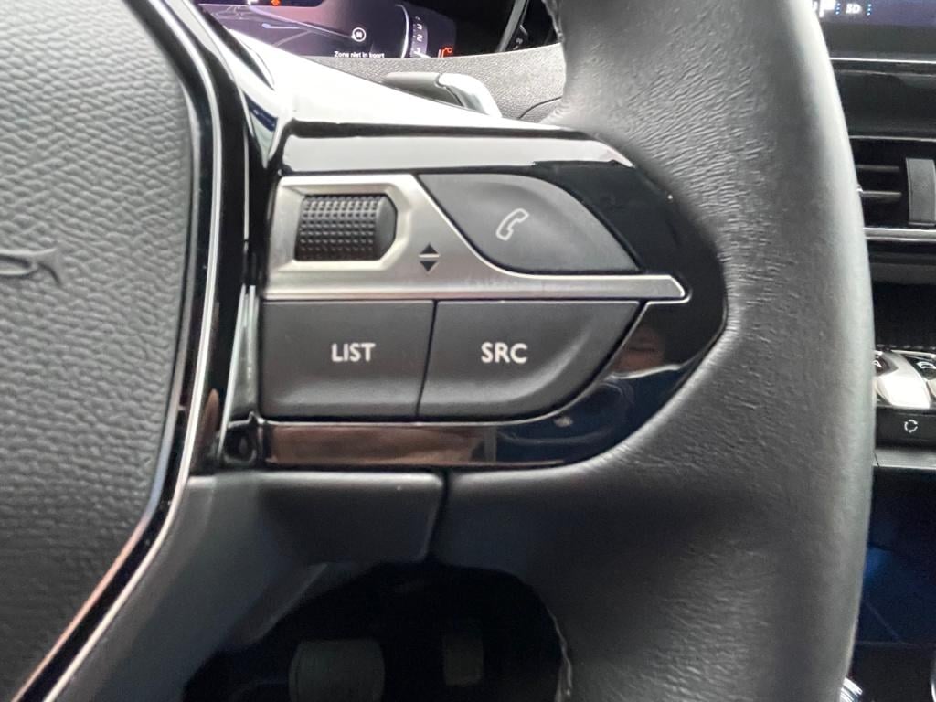Peugeot 3008 allure 1.2-130pk automaat (eat8) apple carplay & android auto 