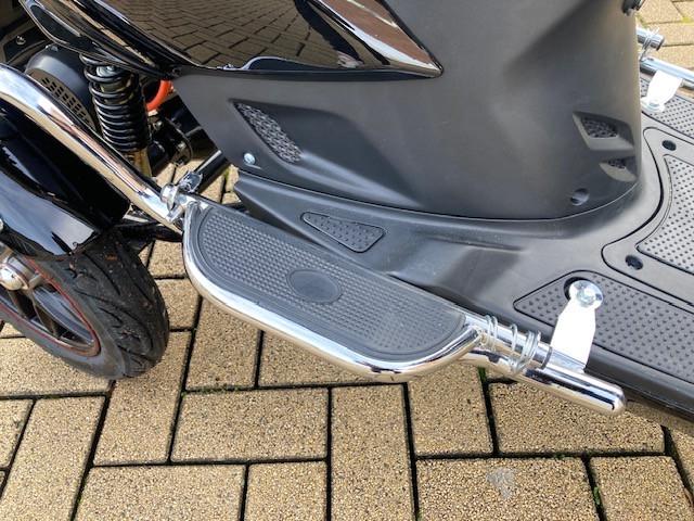 NIEUWE NIPPONIA PRIDE SCOOTER ! GEEN RIJBEWIJS EN GEEN HELMPLICHT !