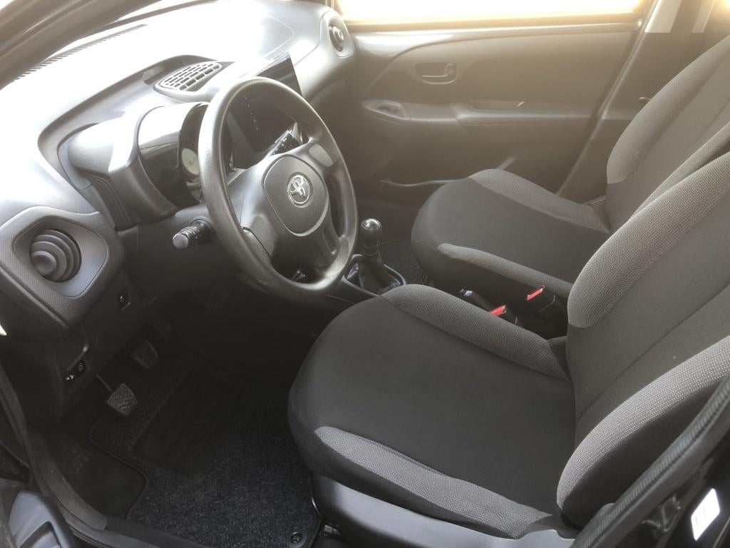 Toyota Aygo 1.0 vvt-i x-now