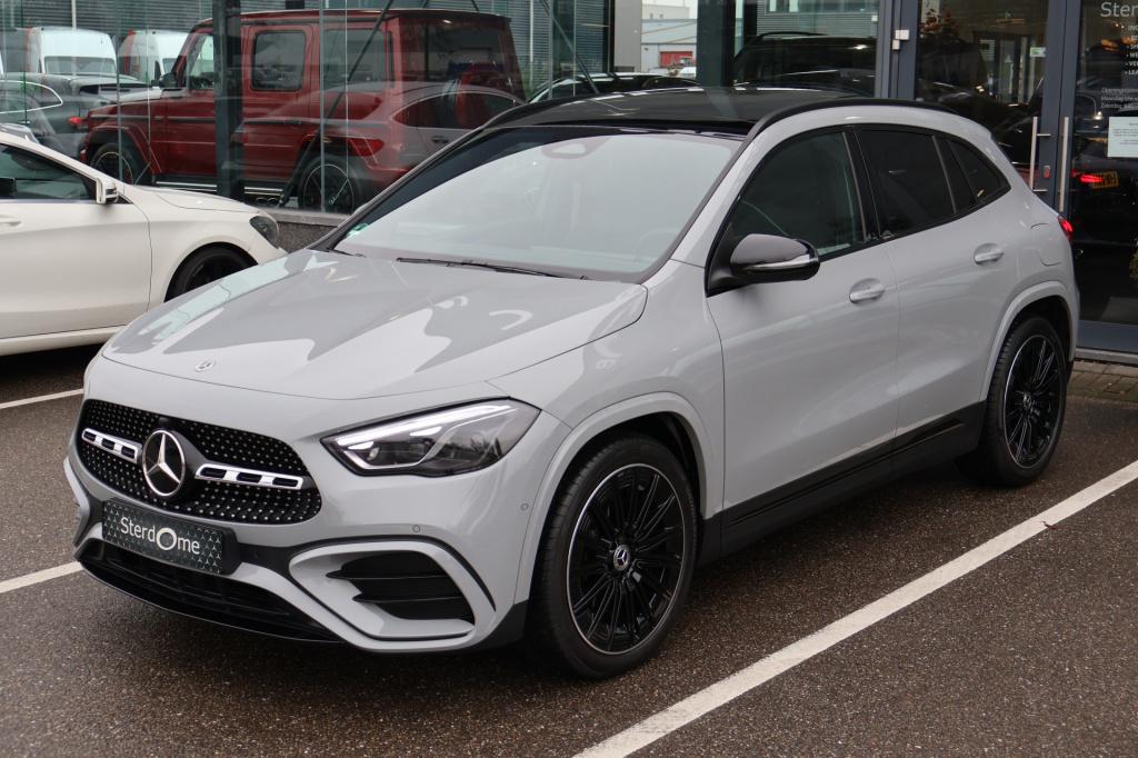 Mercedes-Benz Gla-klasse 180 amg line i 2025 i panorama dak i manufaktur al