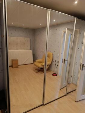 Hulsta kledingkast kast legkast hangkast 245 cm breed