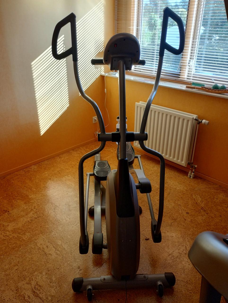 Vision Fitness Crosstrainer