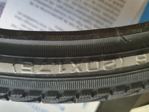 Te koop binnen en buitenband lacros
