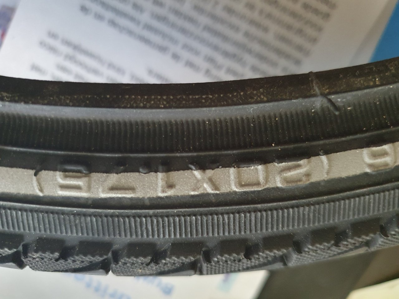 Te koop binnen en buitenband lacros