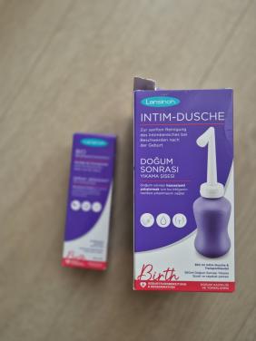 Lansinoh Perineum Spoelfles + verzachtende spray postpartum
