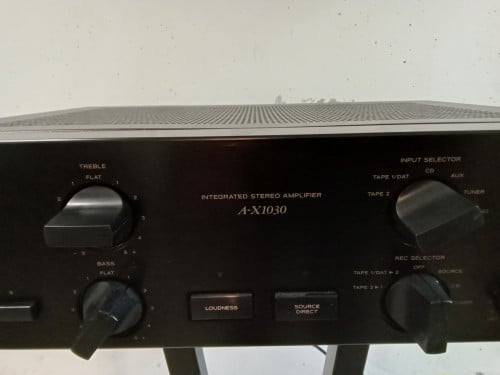 Teac Versterker met akai platen speler