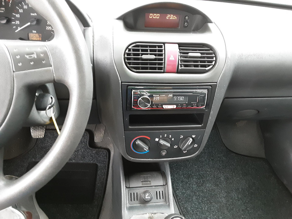 Opel Corsa 1.2-16v