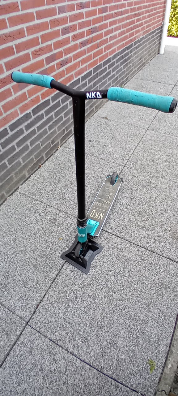 NKD stuntstep rally (inclusief houder)