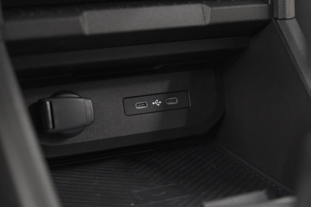 Dacia Duster tce 130 mild hybrid extreme | camera | apple carplay | automat