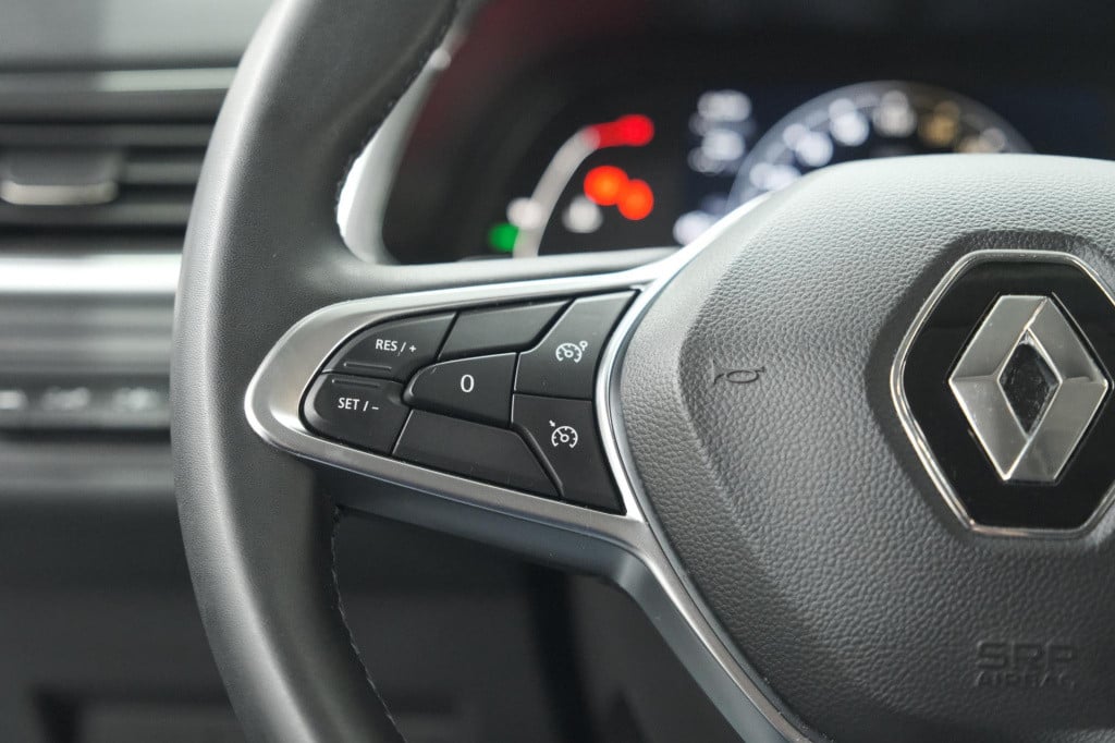 Renault Captur mild hybrid 140 edc techno | camera | navigatie | apple carp