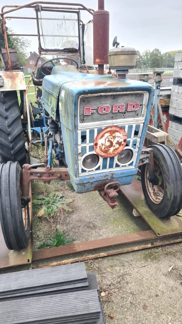 Tractor Ford 3000