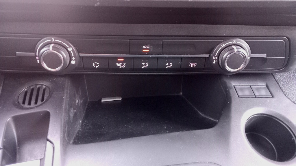 Peugeot Partner *euro 6*airco*pdc*schuifdeu bluehdi premium