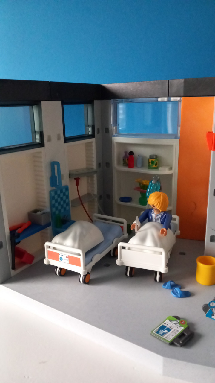 Playmobil ziekenhuis compleet ingericht setnr 70191