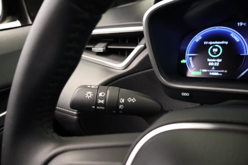 Toyota Corolla Cross hybrid 140 style