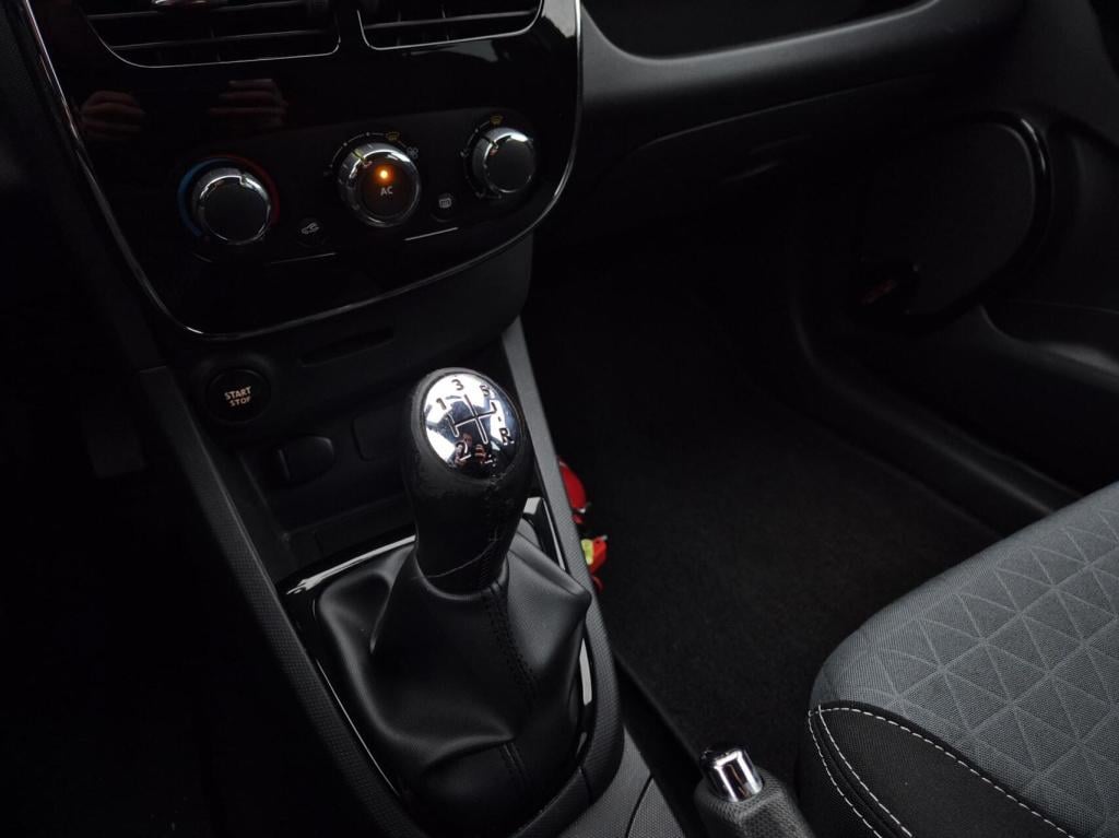 Renault Clio 0.9 tce dynamique / keyless / parkeersensoren