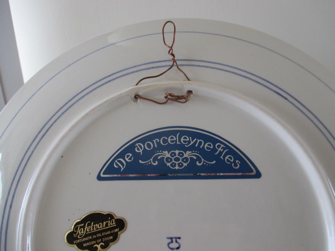 Zeer Mooi Groot Delftsblauw Bord  (  De Porceleyne Fles )