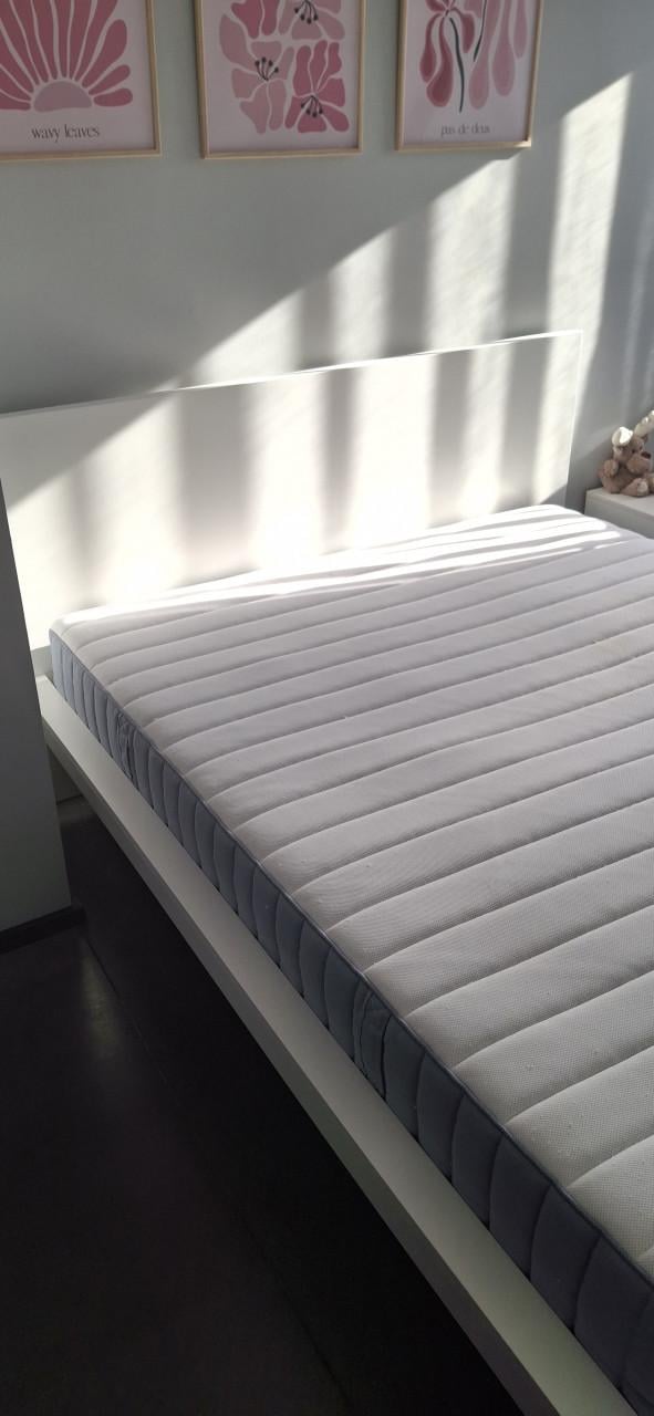 Bed 160x200 Ikea Malm