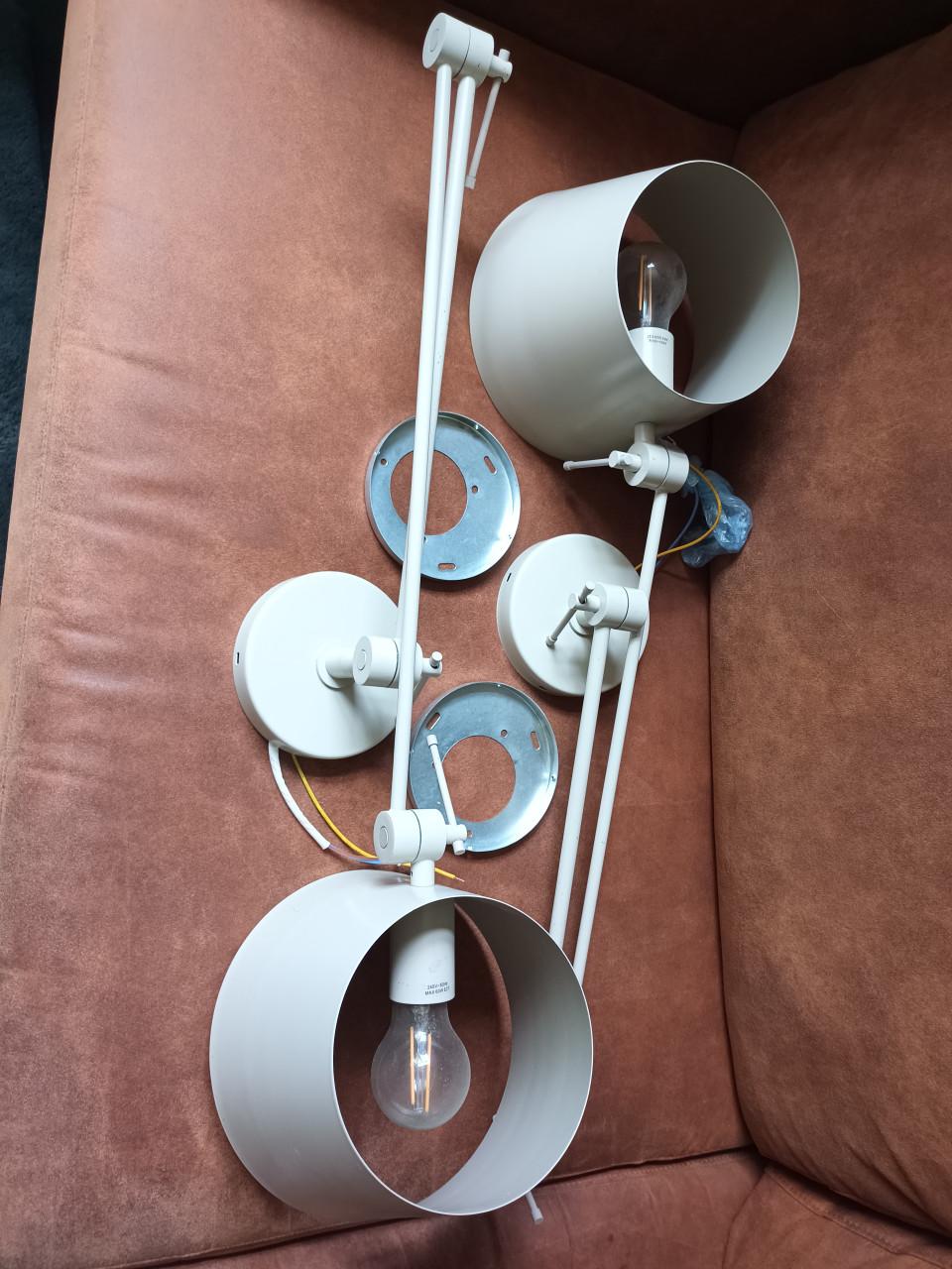 2 stuks metalen Hanglampen - merk: Lumidora - kleur: Beige / Zand