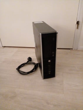 HP 8200 Elite Intel i5 met Windows XP SP3 + MS DOS box.