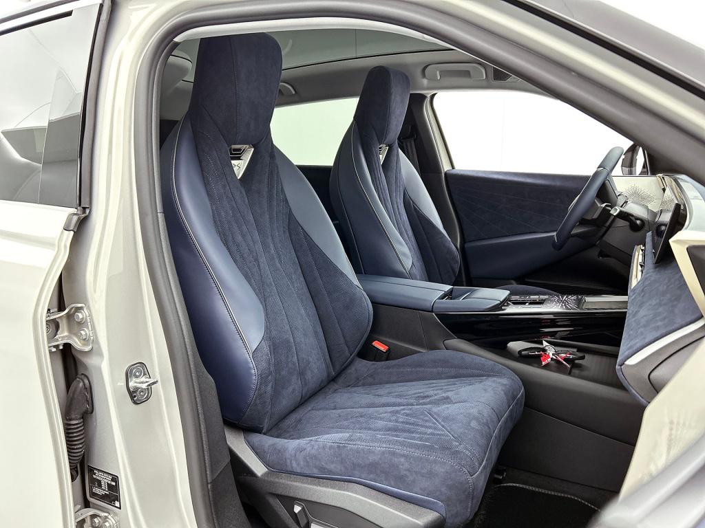 Ds Onbekend no 8 Étoile absolute comfort 74 kwh | absolute comfort pack | p