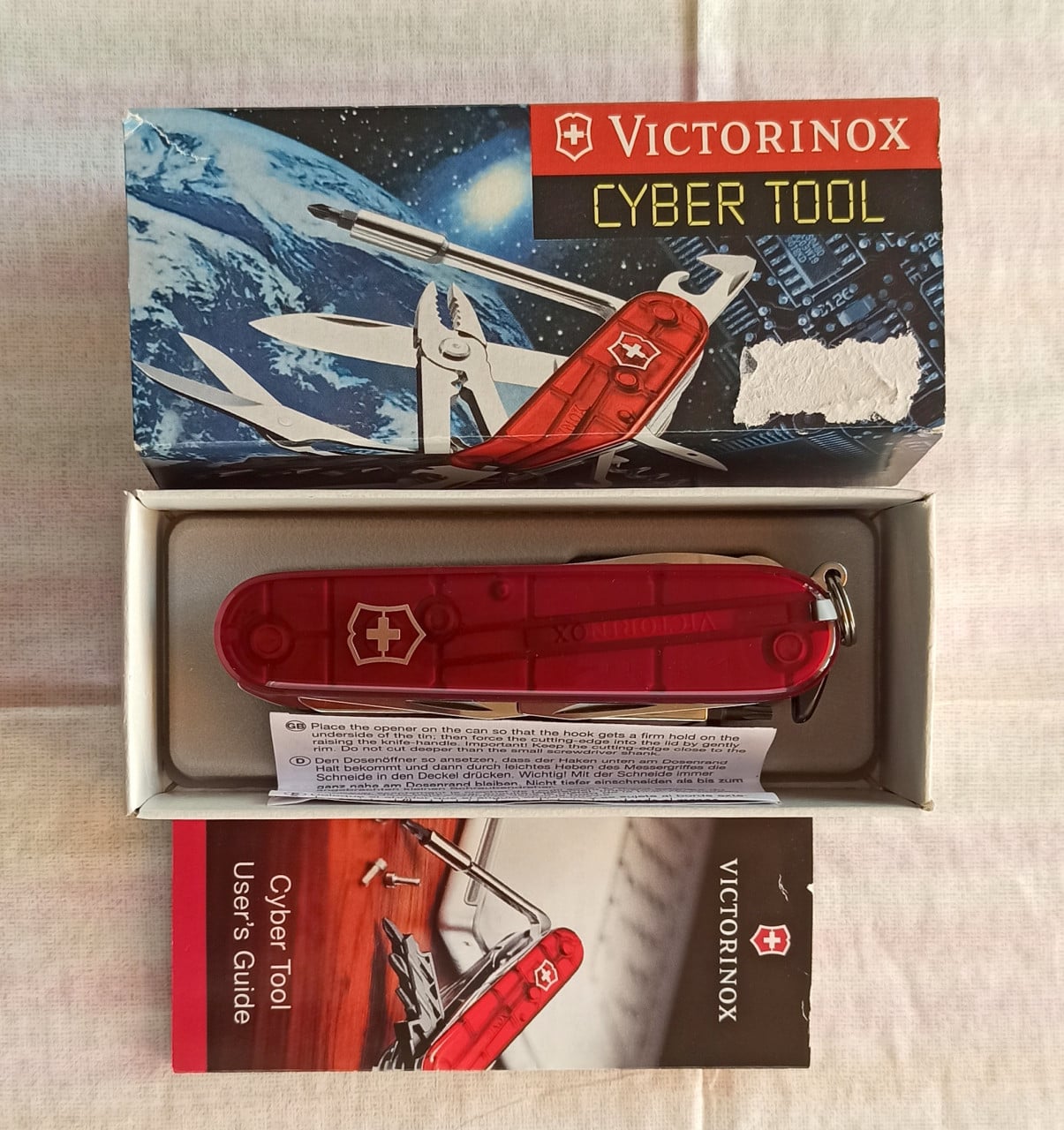 Victorinox Cybertool 34 functies - Nooit gebruikt - Model 1.7725.T