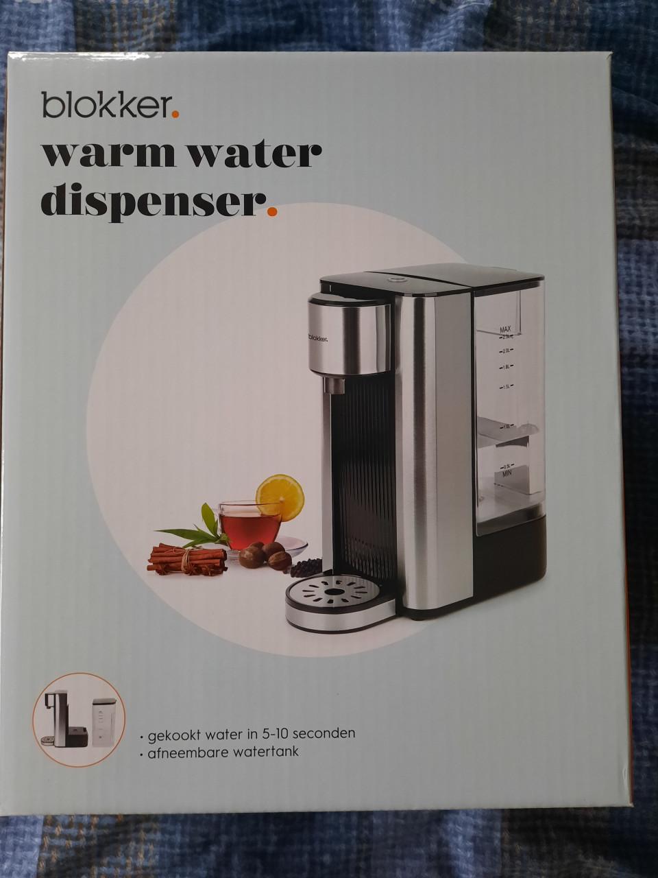 Warm water dispenser