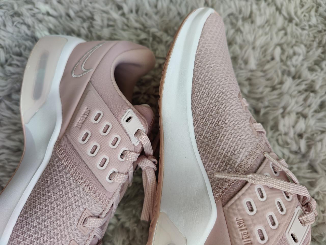 Nike Air Max Bella TR 4 sneaker mt 37 / 37,5