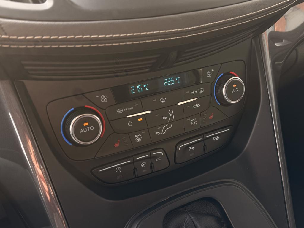 Ford Kuga 2.0 vignale | sony audio | stoel/stuur verwarming | acc | pano | 