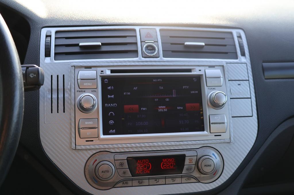 Ford Kuga 2.5 20v titanium|trekhaak|12 maanden bovag garantie|volledig rij