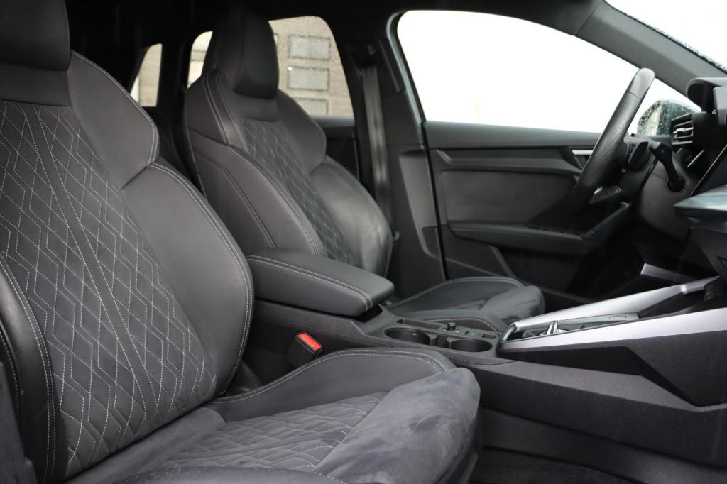 Audi A3 sportback 40 tfsi e s edition 204pk s-tronic