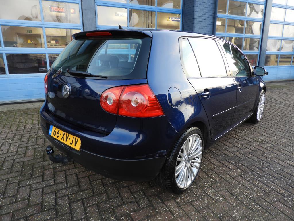 Volkswagen Golf 1.6 optive 4