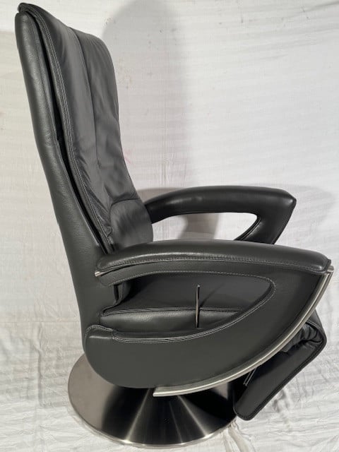 Relaxfauteuil/Relax fauteuil/Stoel. Prominent.