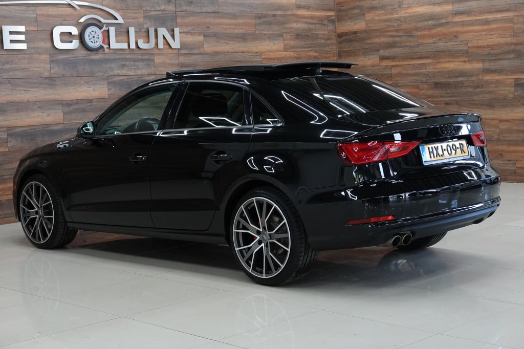 Audi A3 limousine 1.8 tfsi | panorama | leder | camera | pdc |