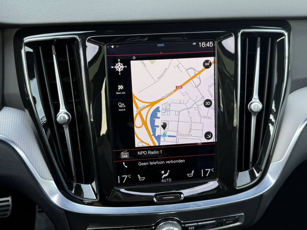Volvo V60 t6 340pk recharge r-design| panodak| adap.cruise| trekhaak| stan