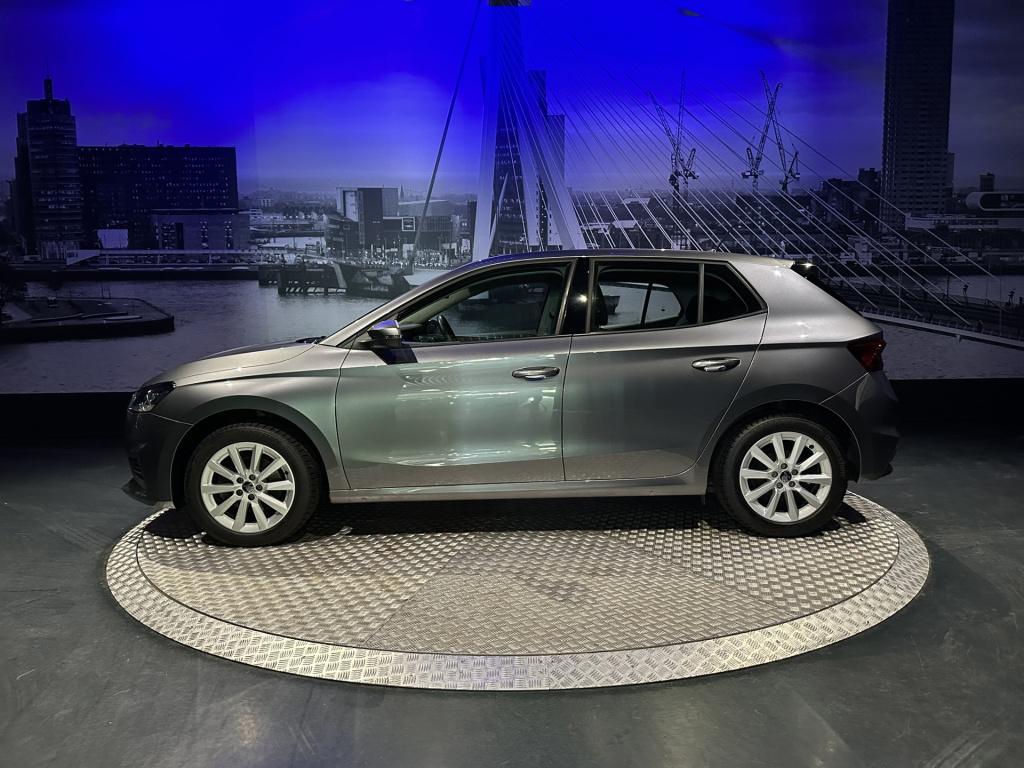 Skoda Fabia 1.0 tsi ambition *led*navi*appconnect*